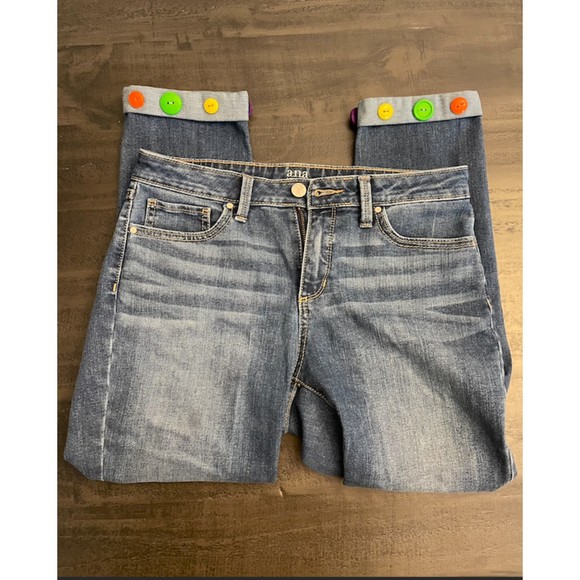 a.n.a Skinny Ankle Jeans Cuffed/Rolled Multicolored Buttons-Sz 6 - Picture 1 of 9